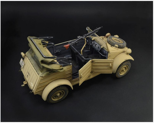 WWII Kdf 1 Type 82 Kubelwagen 1/9 Italeri