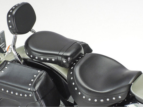 Yamaha XV1600 Road Star Custom Motorcycle 1/12 Tamiya