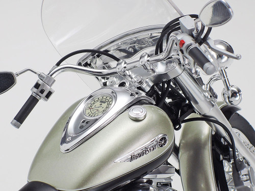 Yamaha XV1600 Road Star Custom Motorcycle 1/12 Tamiya