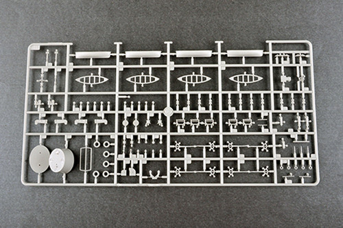 RMS Titanic Ocean Liner 1/200 Trumpeter