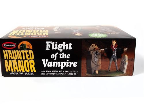 Haunted Manor Flight of the Vampire Glow-in-the-Dark Diorama Set 1/12 Polar Lights
