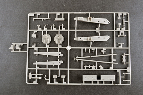 KET-T Recovery Vehicle based on MAZ537 Heavy Truck 1/35 Trumpeter