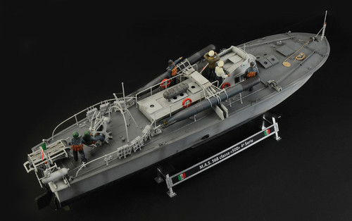 MAS 563/568 Italian Torpedo Boat w/6 Crew 1/35 Italeri