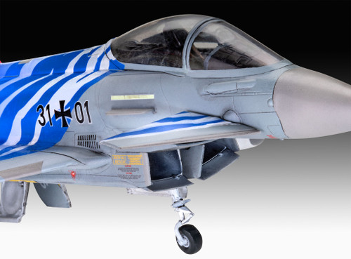 Eurofighter Typhoon Bavarian Tiger 2021 Aircraft w/paint & glue 1/72 Revell Germany
