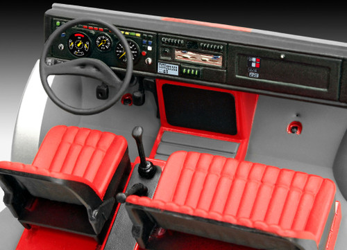 Mercedes Benz Unimog U1300L TLF 8/18 Fire Truck 1/24 Revell Germany