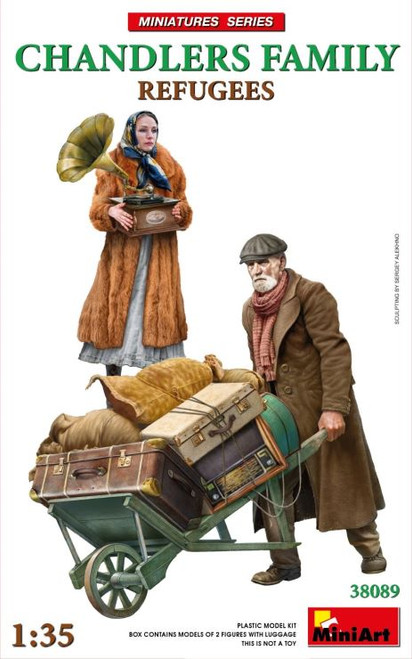 Refugees Chandlers Family (2) w/Cart & Luggage 1/35 MiniArt