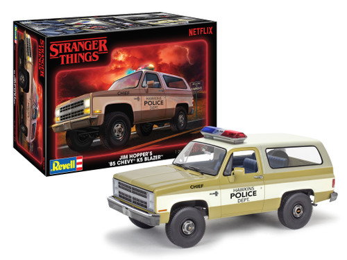 Stranger Things Hopper's 1985 Chevy Blazer 1/25 Revell