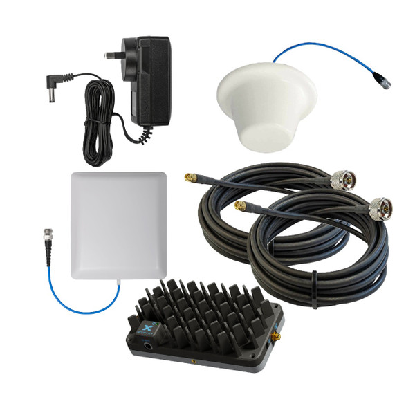 Nextivity CEL-FI ROAM R41-VB Small Building Wideband LPDA Pack inc. Wall Mount
