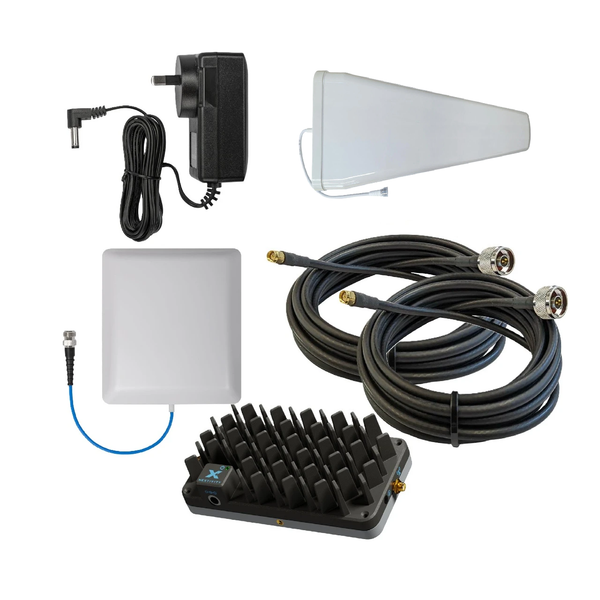 Nextivity CEL-FI ROAM R41-VB Spark Small Building Wideband LPDA Pack inc. Wall Mount