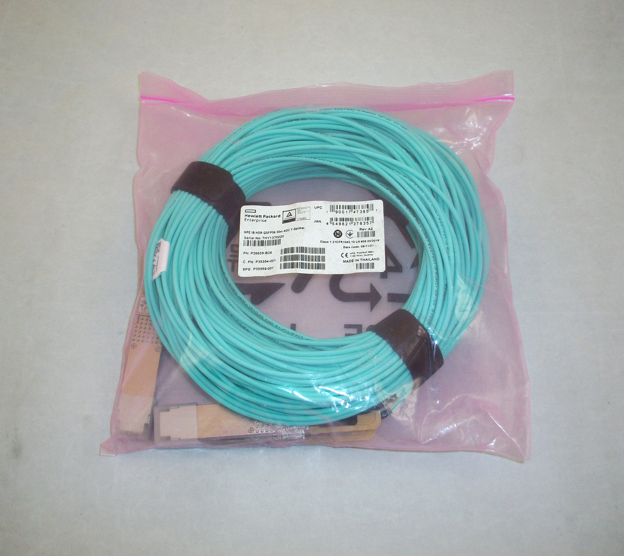 HPE IB HDR QSFP56 30M A0C Y-Splitter Cable P26659-B26 P35959-001