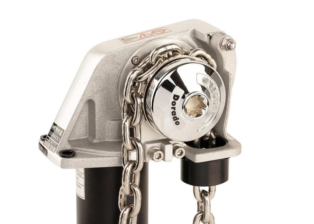 Lofrans Dorado 500W & 800W Boat Windlass | 12v Horizontal
