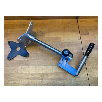 Den Haan Rotterdam (DHR) Wheelhouse control for DHR230, DHR260, and DHR 350 manual searchlight — DHSA10300