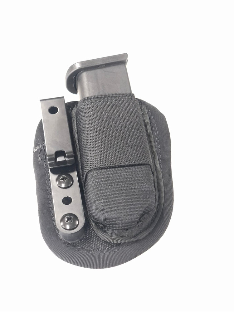 Max 2.0 single magazine holster for right handed shooters