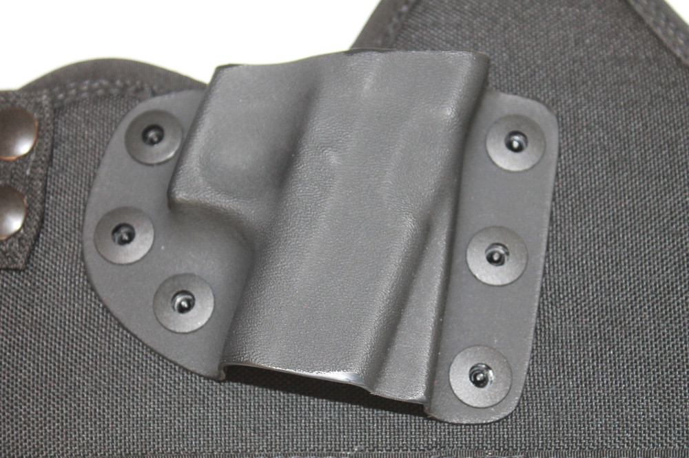 The thermo formed kydex shell provides maximum trigger protection as well as positive retention on your firearm. 