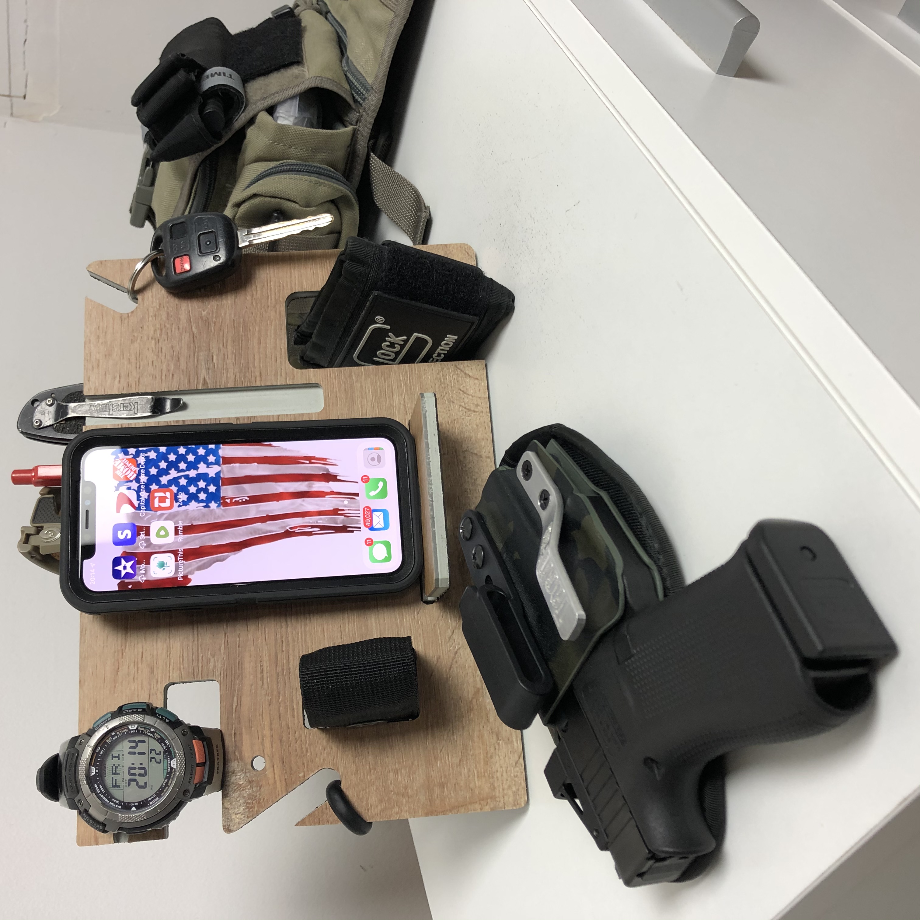 EDC Stand 2.0 (Every Day Carry Stand ) - TactiPac - Tactical