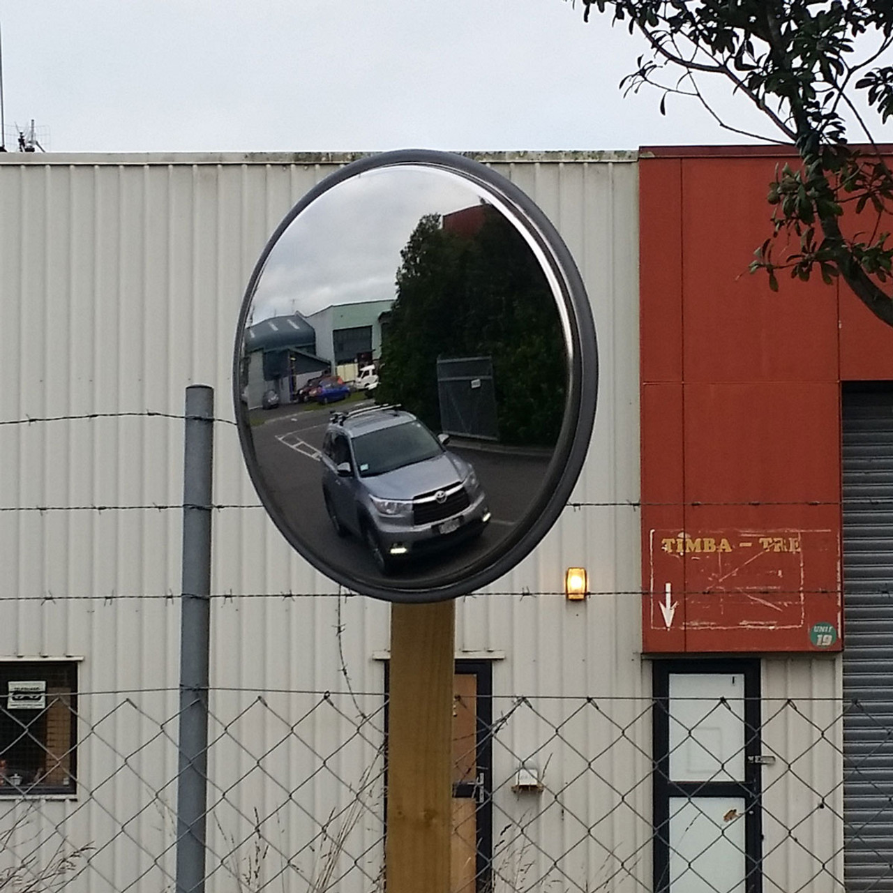 Traffic Mirror – Peace Origins.