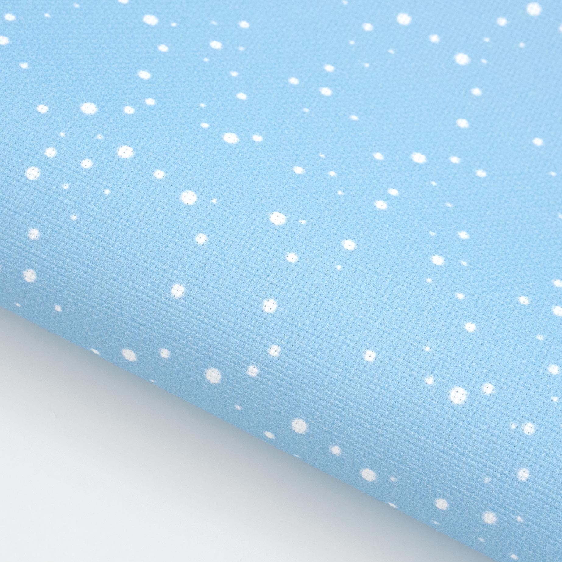 Cross Stitch Cloth - Fabric Flair 16 Count Aida - Snow on Blue with Glitter  18 x 20