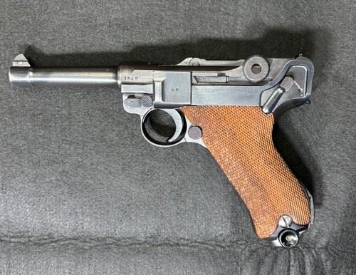 Exceptional & Excellent Mauser byf 42 P.08 Luger