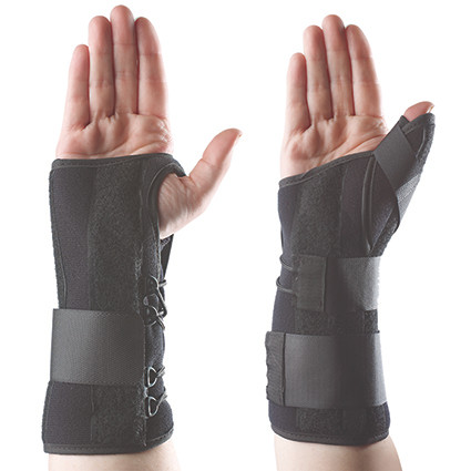 Pro Advantage, Universal (5-9 inches wrist circumference), Black, Right, Lacer Wrist Orthosis.