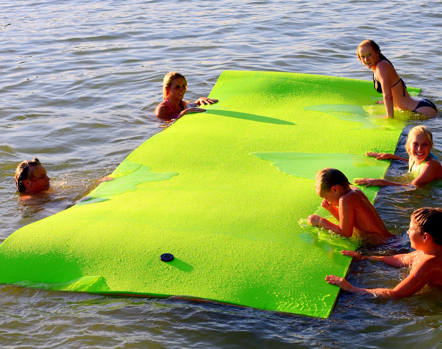 Rubber Dockie Floating Foam Water Mats