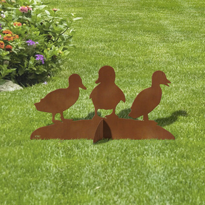 36in Wide Ducklings Wildlife Decor Rust Metal Sturdy Outdoor Yard Art Lawn Statue Sculpture - Made in USA