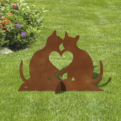 21.5in Tall Cats Love Rust Metal Lawn Statue