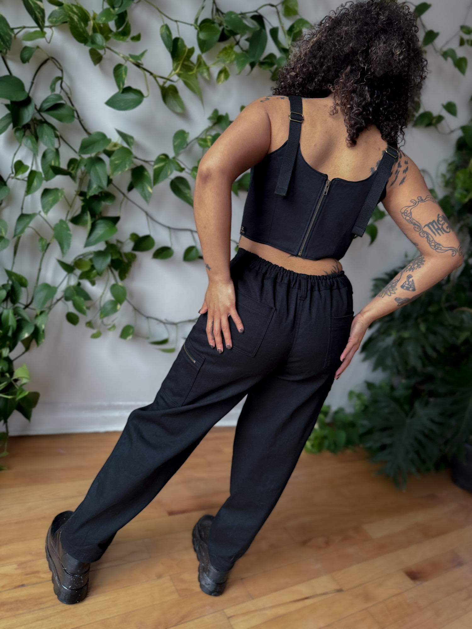 Beatrix Pants - Divinoir