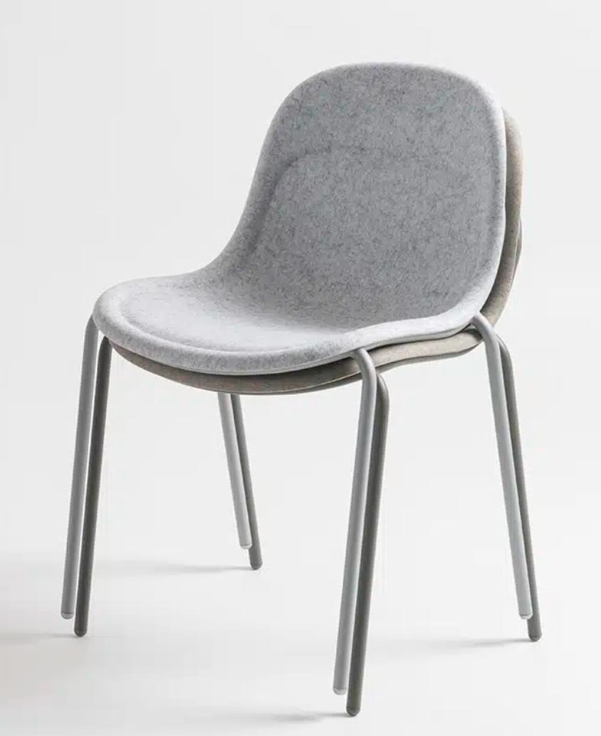 椅子 EQI-49 Stacking chair 椅子 EQI-49 Stacking chair MultiGeneration Stacking Chair