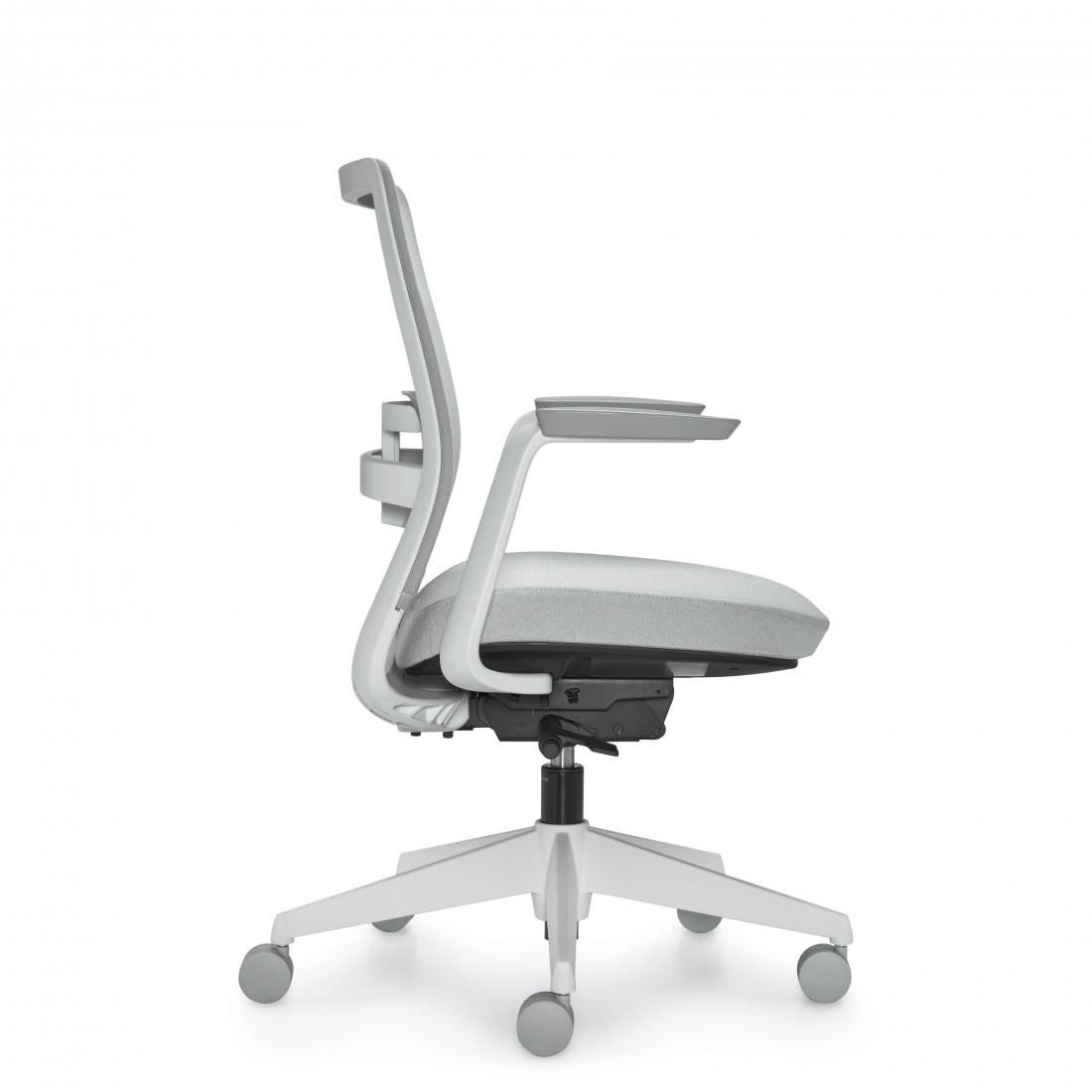 Global Total Office Global Factor Mid Back Mesh Chair 5541