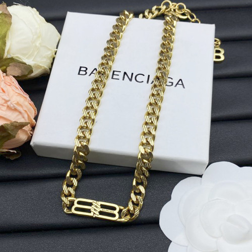 BB Gold Chain Necklace