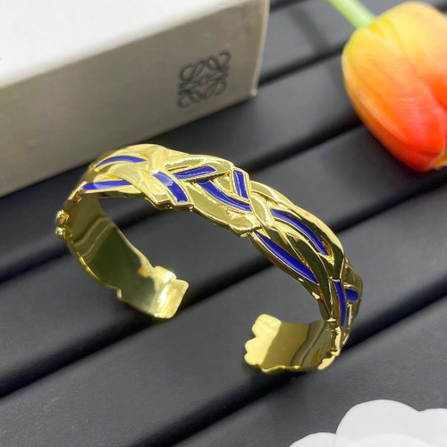 LO77 Bangle