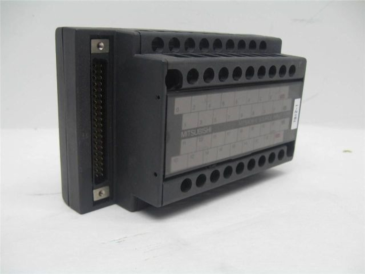 Mitsubishi A6TBX36-E Source Output Terminal Block