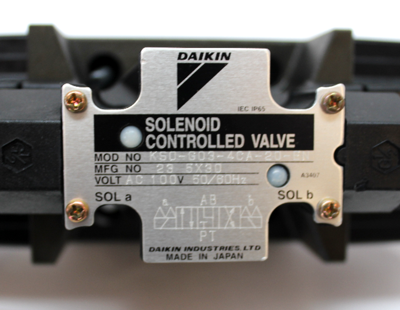 Daikin KSO-G03-4CA-20-EN Solenoid Controlled Valve, 100VAC