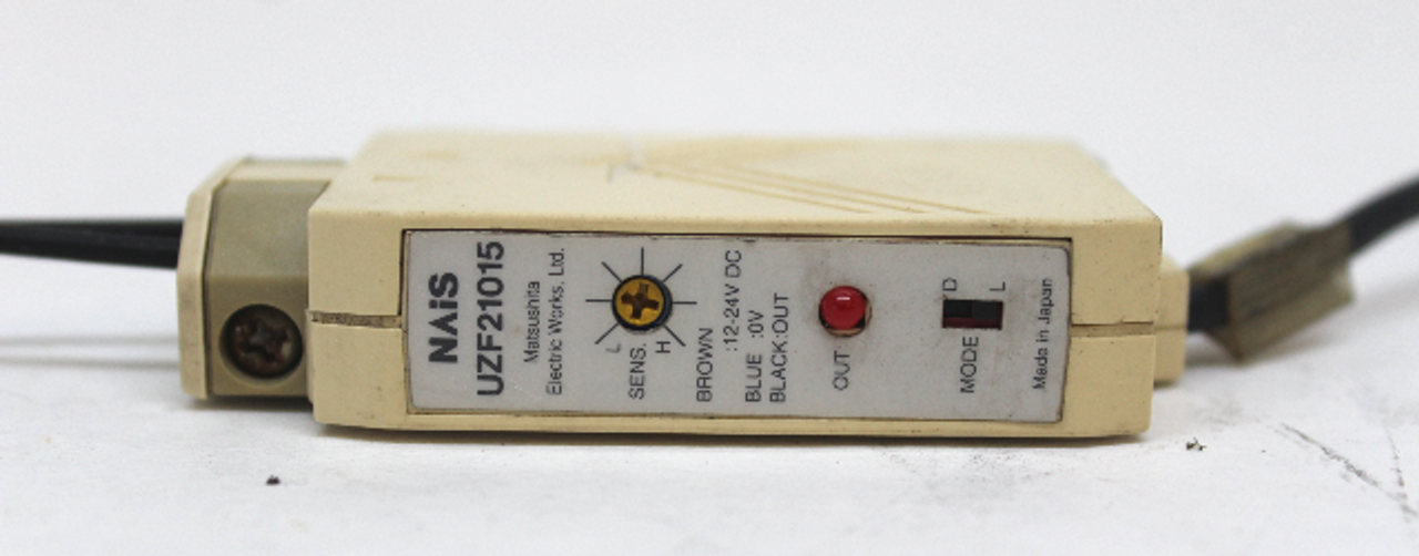 Matsushita NAiS UZF21015 Photoelectric Sensor, 12-24VDC