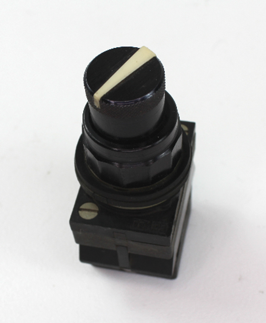 Gemco 404S3X132 Push Button Switch Used