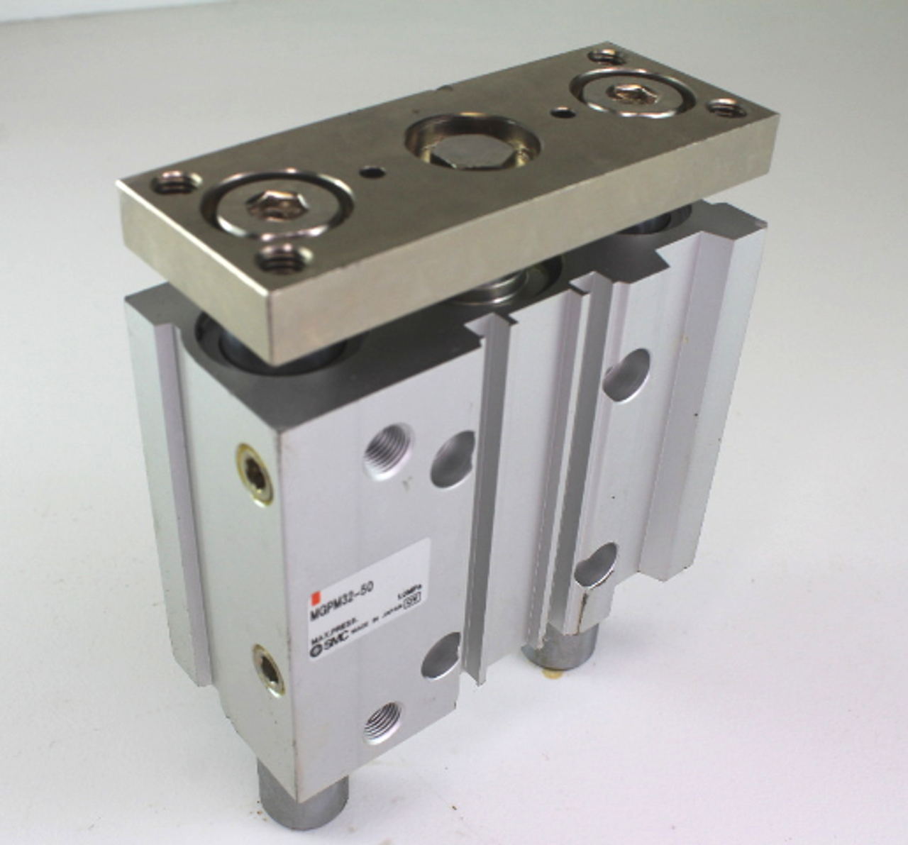 Allen Bradley 100-M05NZ*31 Ser. A Contactor