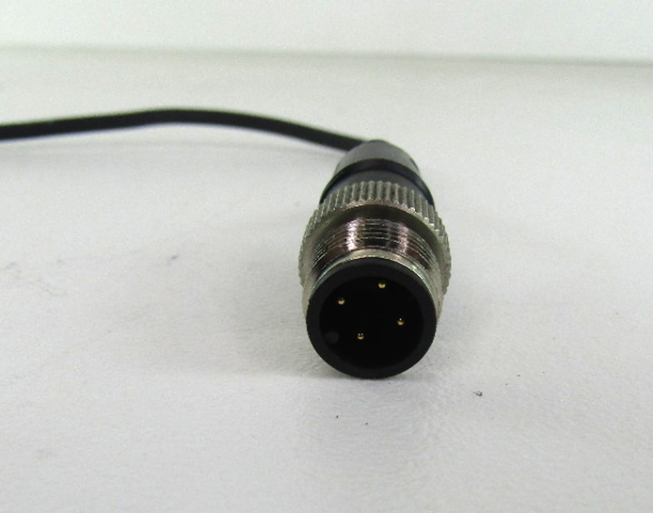 Keyence PZ-M73P Square Reflective M12 Connector Type, PNP, 12-24VDC