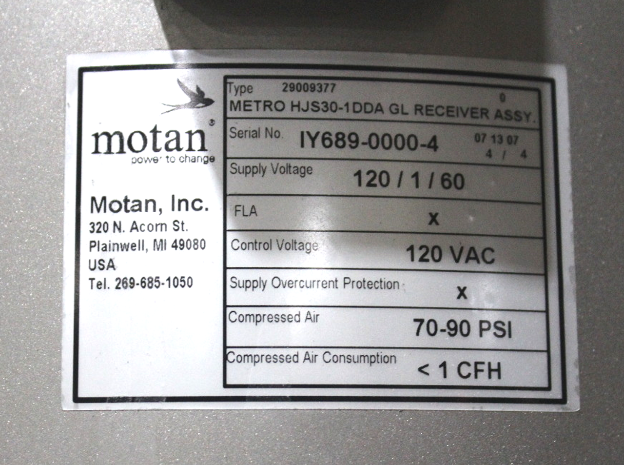 Motan, Inc Material Hopper, 44"x44" Opening, 4 Chutes - 4" with HJS30-1DDA GL Receiver Assy