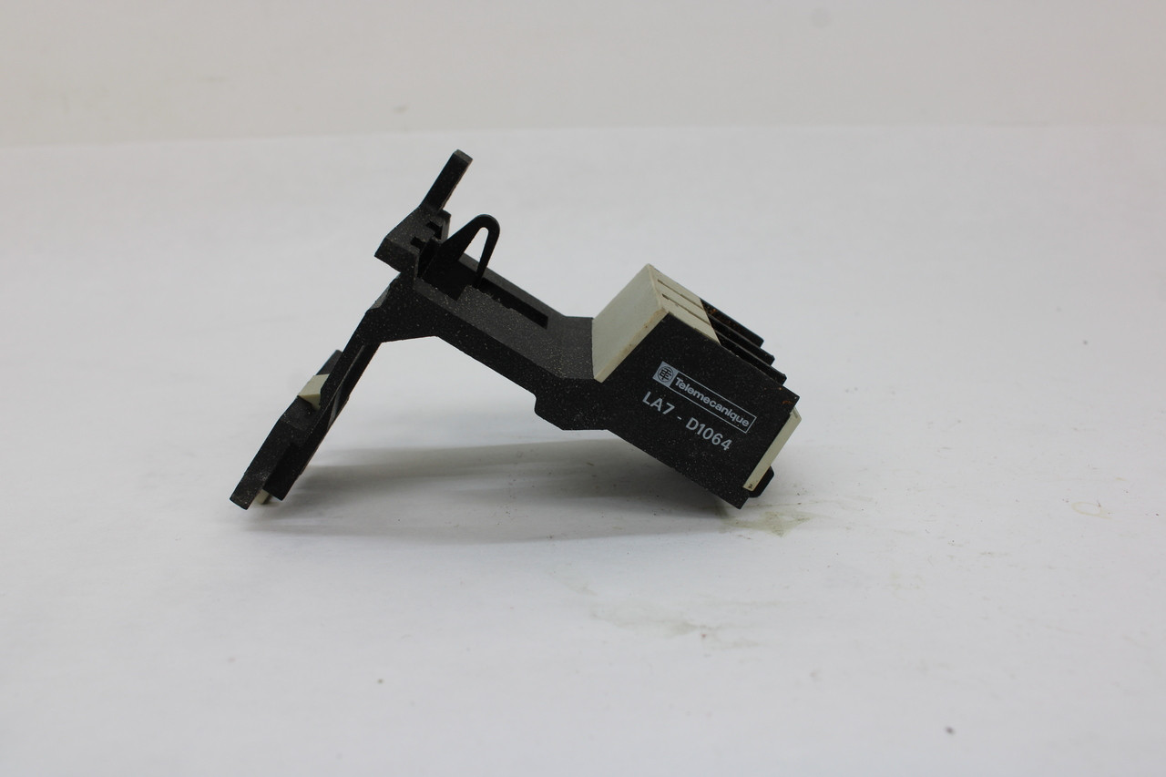 Telemecanique LA7-D1064 Aux. Contact Mount DIN Rail