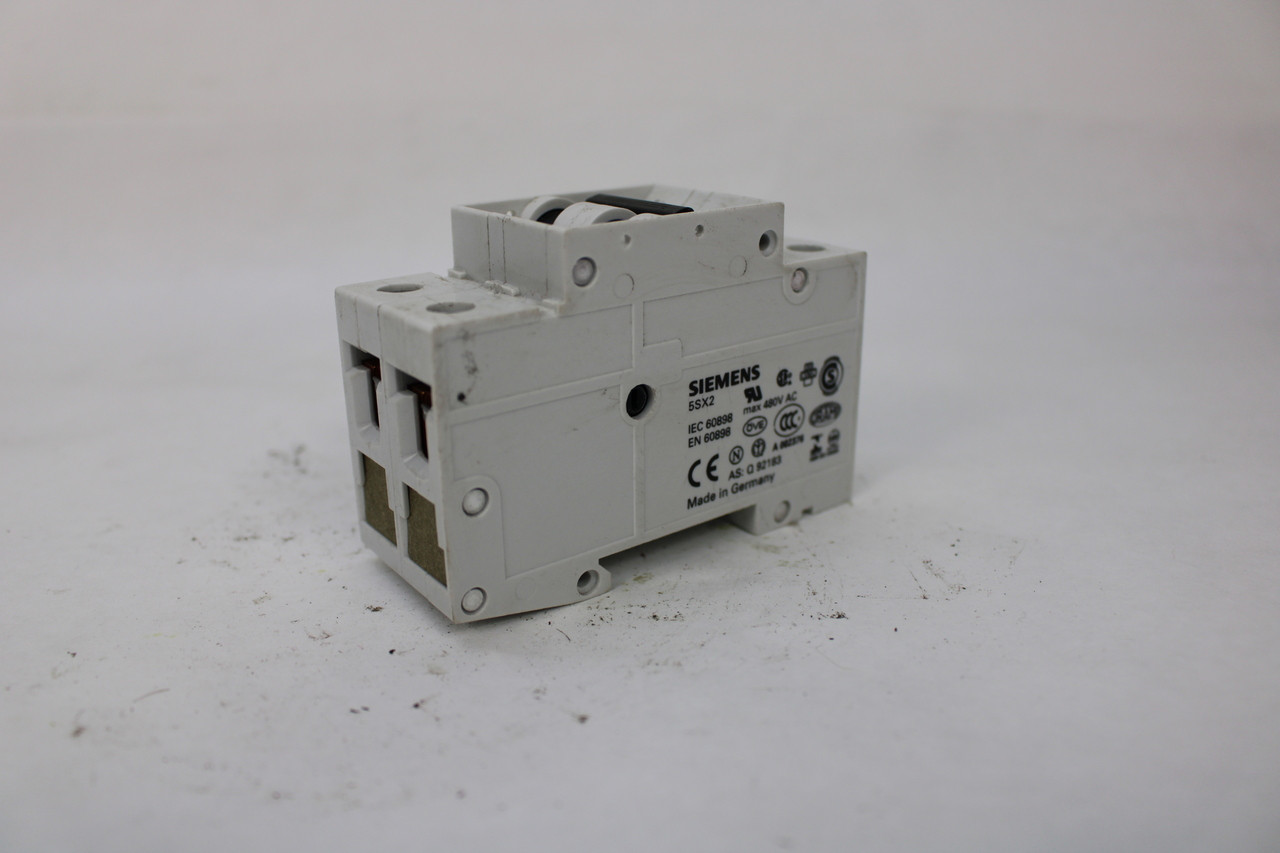 Siemens 5SX2 216-7 Circuit Breaker 2 Pole 16A, 400-480VAC