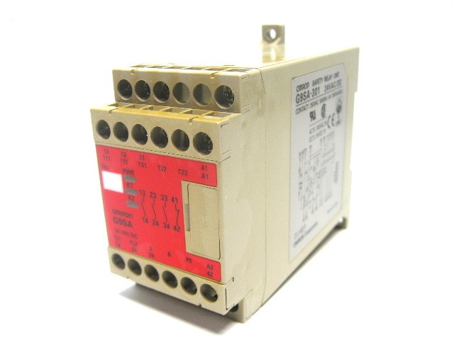 新品　OMRON G9SA-301 安全リレー AC/DC24V 3個セット 新品 OMRON G9SA-301 安全リレー AC/DC24V 3個セット Omron G9SA-301