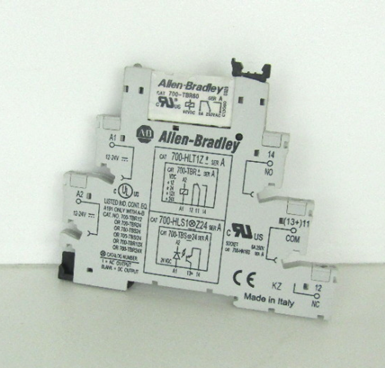Allen Bradley 700-HLT1Z Ser. A Relay Socket w/700-TBR60 Ser. A
