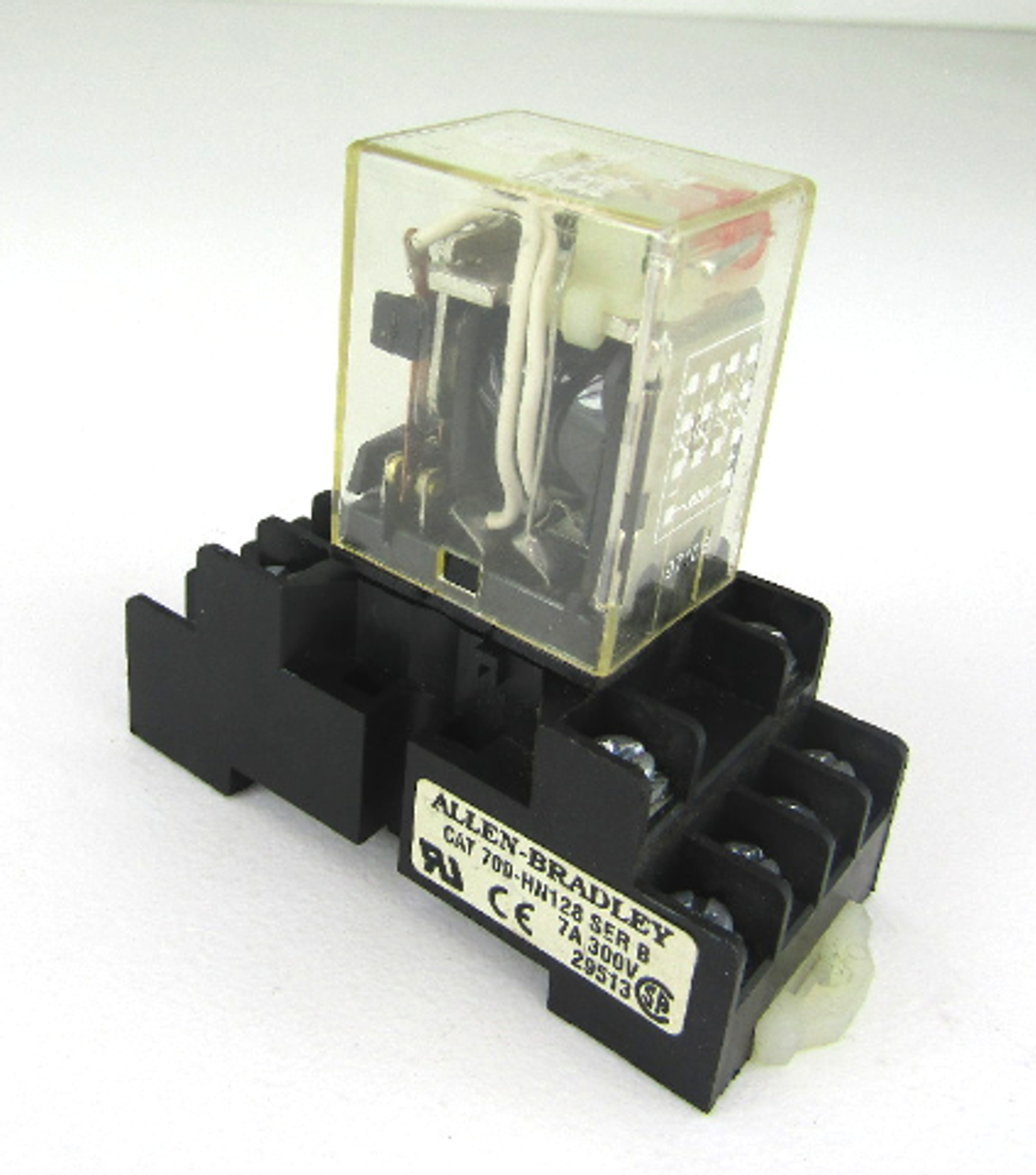 Allen Bradley 700-HC14Z24-4 Ser. B Cube Relay 24VDC 3A with Base