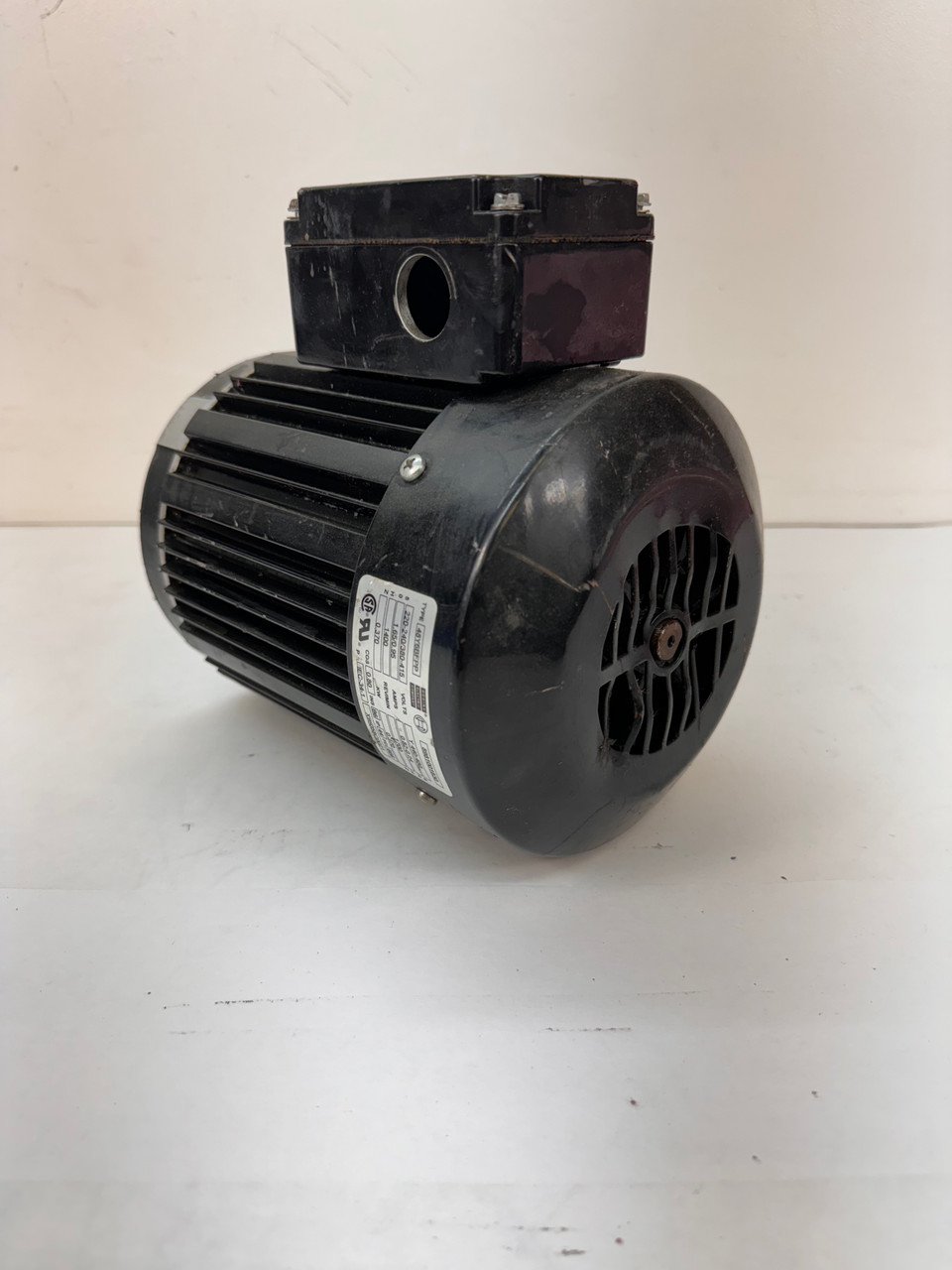 Bodine Electric Co. 48Y6BFPP AC Motor, 0.370kW, 1400~1700 RPM, 1.65/0.95~0.82-0.84 Amp, 220-240/380-415V, 50/60Hz