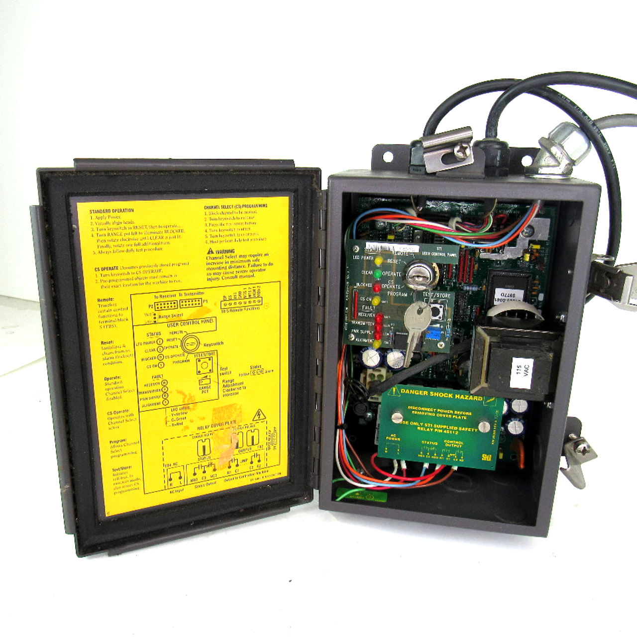STI 43268-0360 MS4336B-2 Light Curtain Controller, 115V AC, 50/60Hz, .250A, 250mA/250V AC, Response Time: <35ms