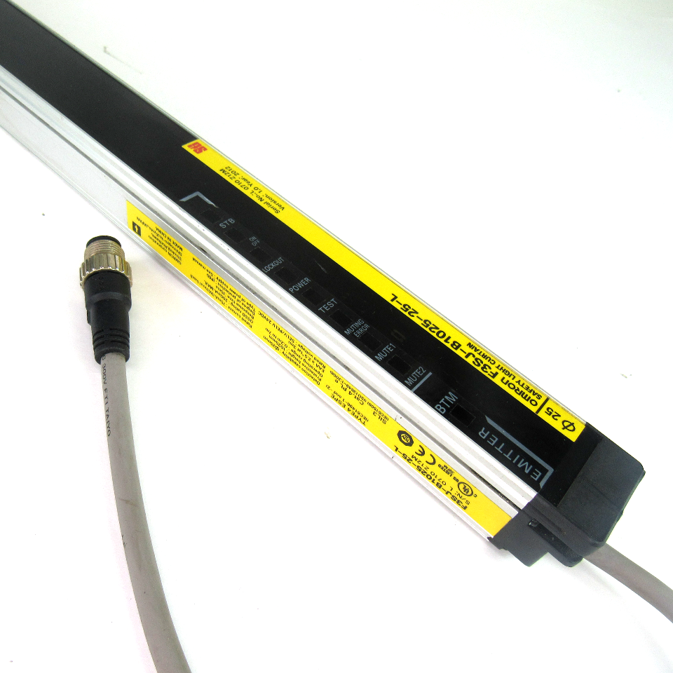 Omron F3SJB102525L Safety Light Curtain Emitter, 40.3" Used