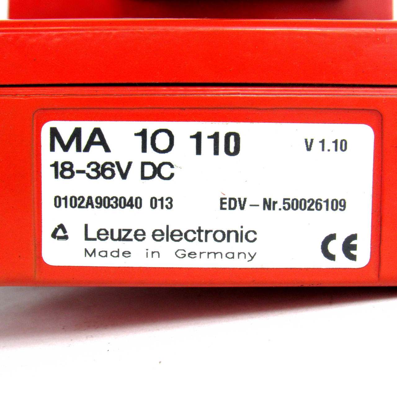 Leuze MA10110 Sensor & Pressure Switch Controller w/ BCL40SM100 Barcode Reader