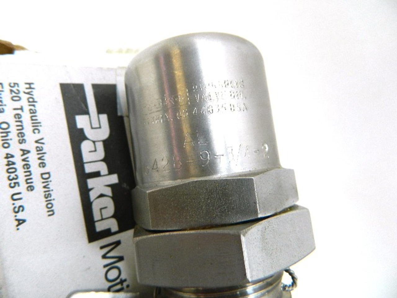 Parker 642B-9-3/4-2 Pressure Control Valve 1500 PSI Stainless Steel 15 GPM