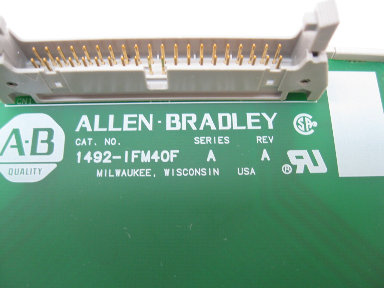 Allen Bradley 1492-IFM40F Series A Interface Module 40 Point Feedthrough Digital