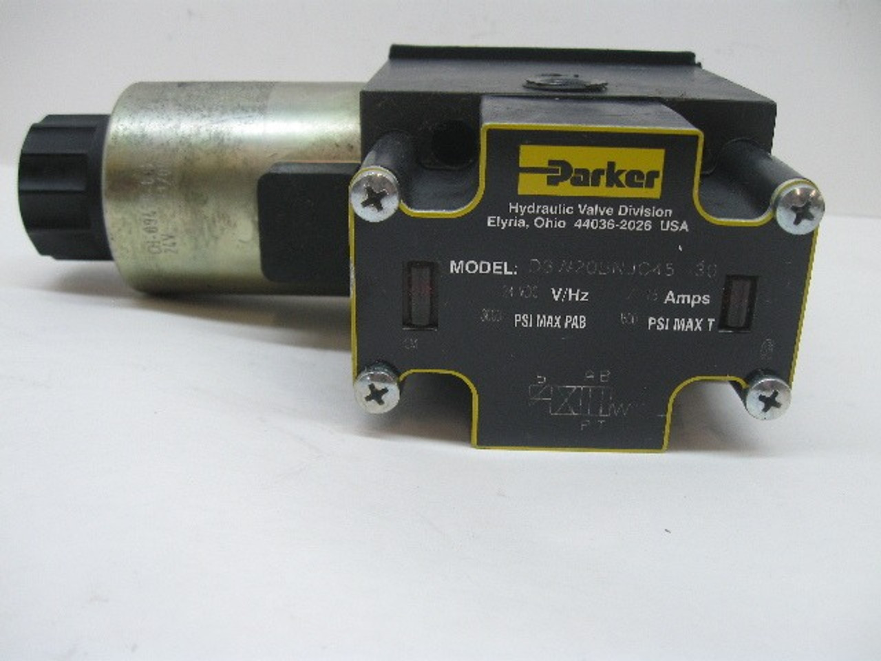 Parker D3W20BNJC4530 Directional Control Solenoid Valve 3000 Psi 24Vdc
